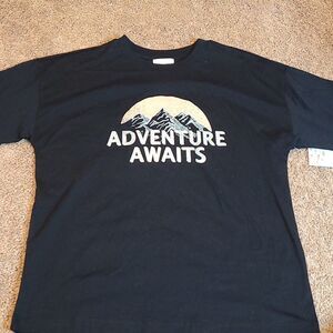 Abound " Adventure Awaits" t-shirt.